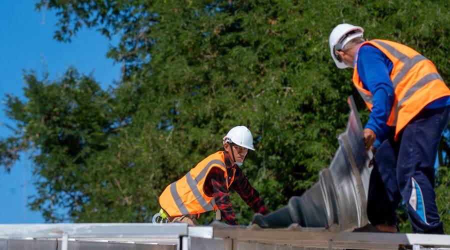 Professional residential roofers in Glenford, OH